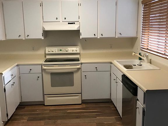 3rd image of 18010 N 57th Ave