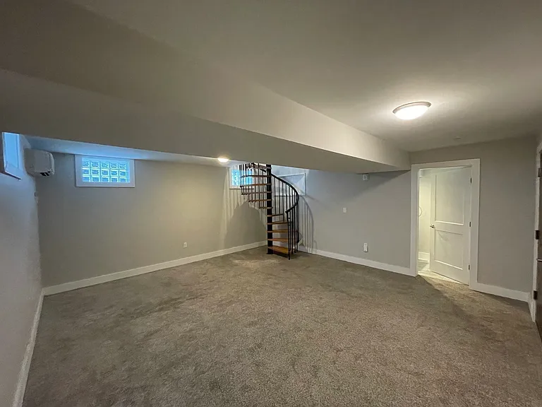 543 Dorchester Ave #1 — Photo 8