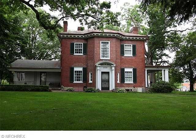 1st image of 826 Convers Ave