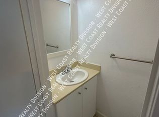 2743 Menlo Ave, San Diego, CA 92105