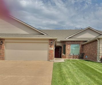 140 N Poplar Ct, Valley Center, KS, 67147