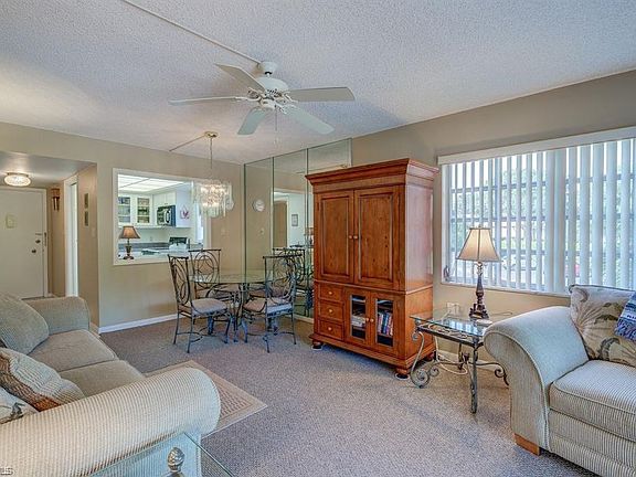 4th image of 5 High Point Cir W APT 213