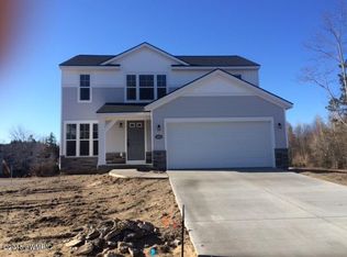 899 Ashlee Ct, Norton Shores, MI