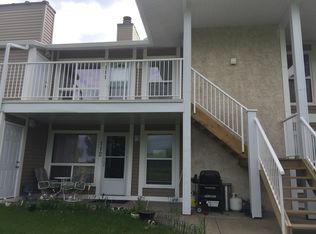 2204 118th St NW #111, Edmonton, AB T6J 5K2