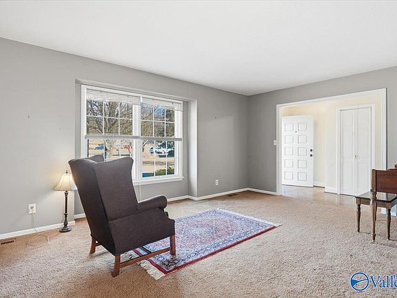 5th image of 4003 Creighton Ave NW