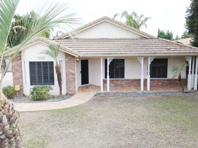 10315 Dorchester St, Bakersfield, CA, 93311