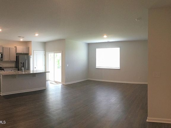 5th image of 5324 Black Oak Ct
