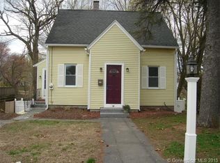 38 Hillside St, Manchester, CT 06042