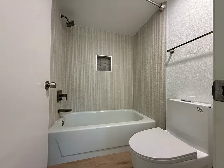 2146 W Isabella Ave #133 — Photo 7