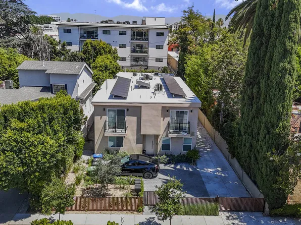 11025 Blix St, North Hollywood, CA 91602