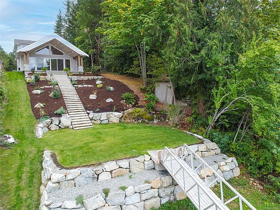 3rd image of 10089 Blower Rd