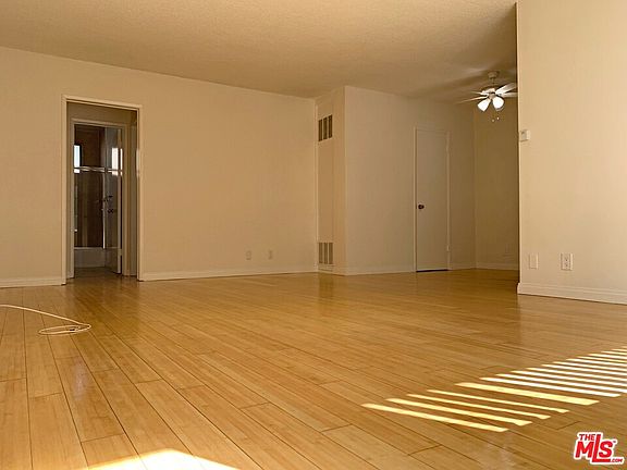 3rd image of 3105 S Durango Ave #11A