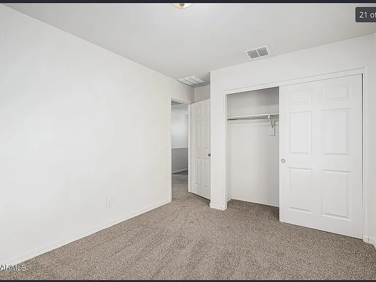 5431 W Odeum Ln — Photo 10