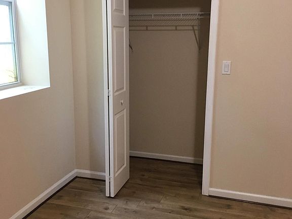 5th image of 9879 Oxcrest Dr