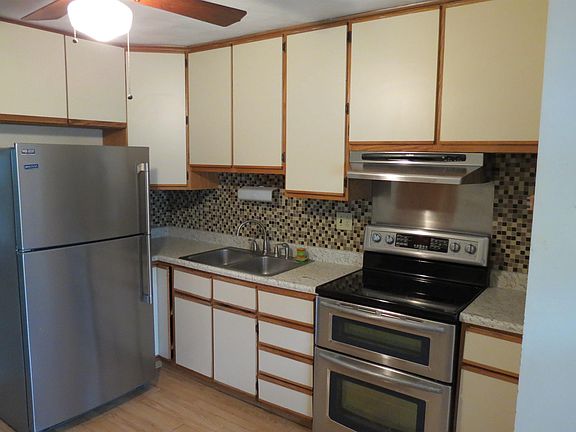 5th image of 3222 Chaucer Dr