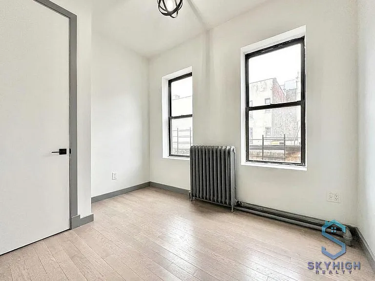 2553 Church Ave #3A — Photo 4