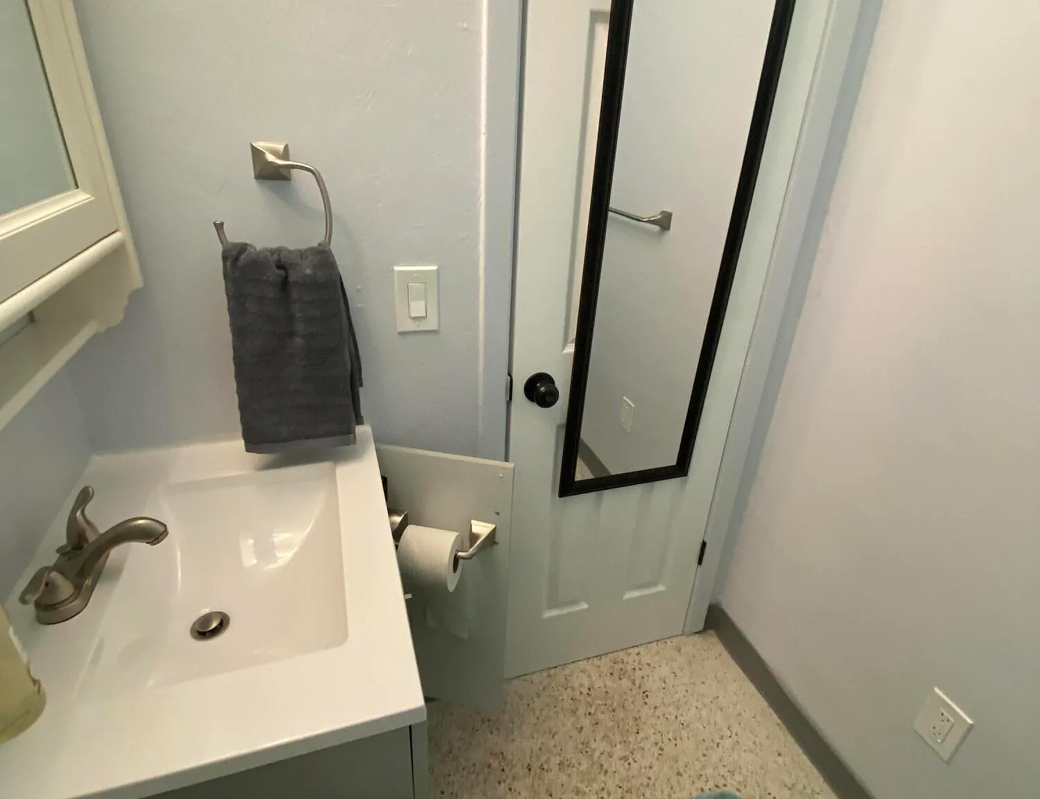 2 bed, 1.0 bath, 648 sqft, $1,750 — Photo 2