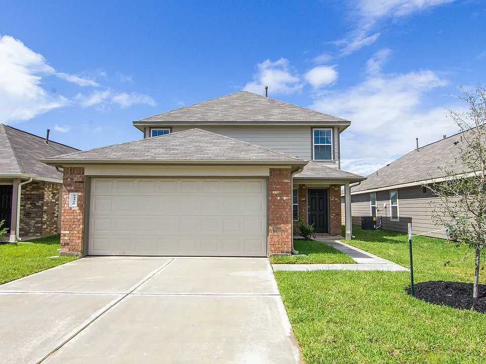 24310 Treviso Gardens Dr