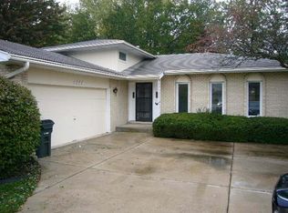 5234 Laramie Ct, Oak Forest, IL 60452