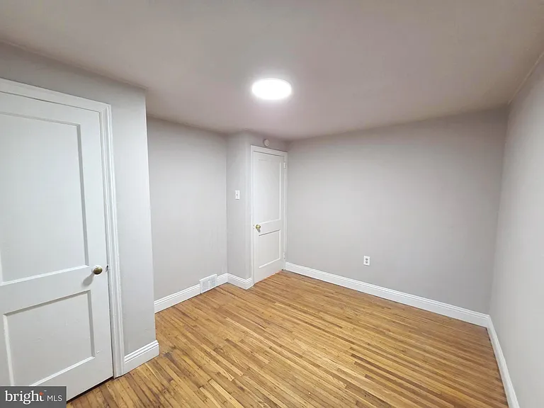 6653 Perry Ave — Photo 15