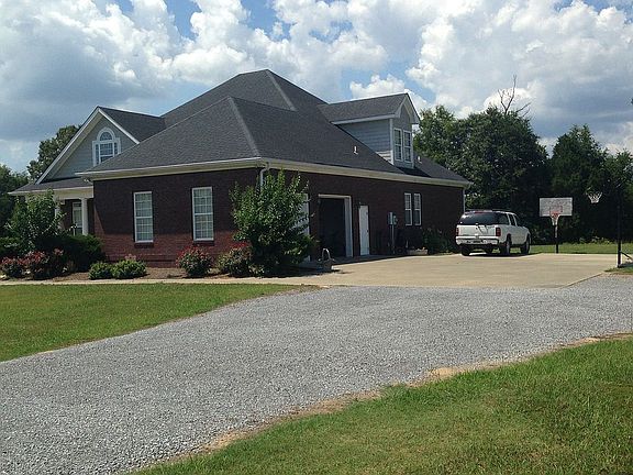 2-car garage, concrete pad