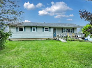 7647 Weber Rd, Saline, MI 48176