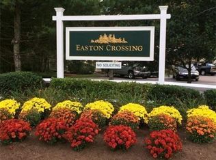 6 Janet Rd APT 9, South Easton, MA 02375