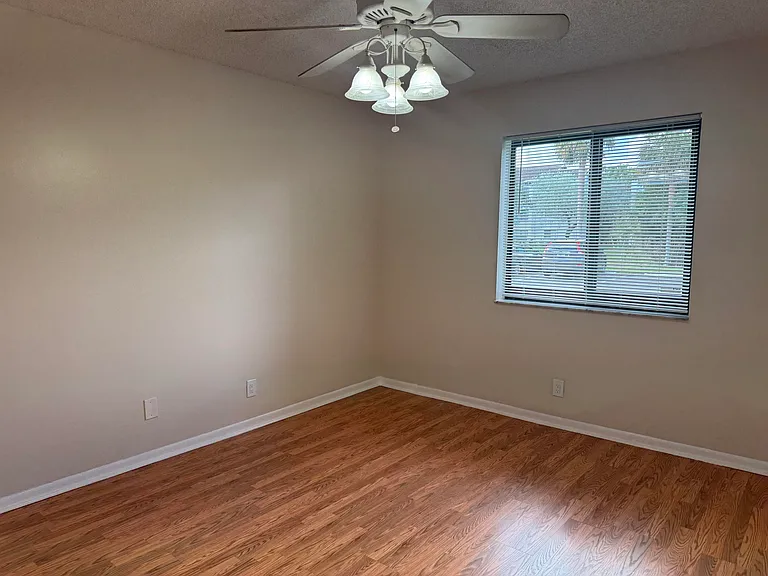 3710 N Pine Island Rd #122 — Photo 12