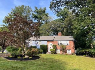 14 Laurel Rd, North Reading, MA 01864