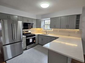 135-39 82nd Ave