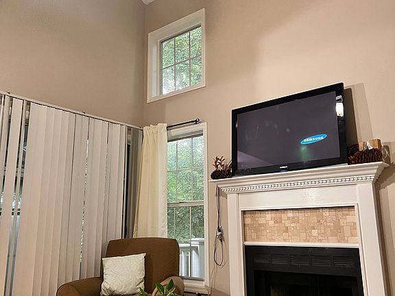 3rd image of 2136 River Heights Walk SE #1