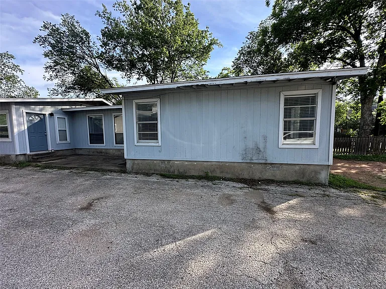 4412 Gillis St #A — Photo 5