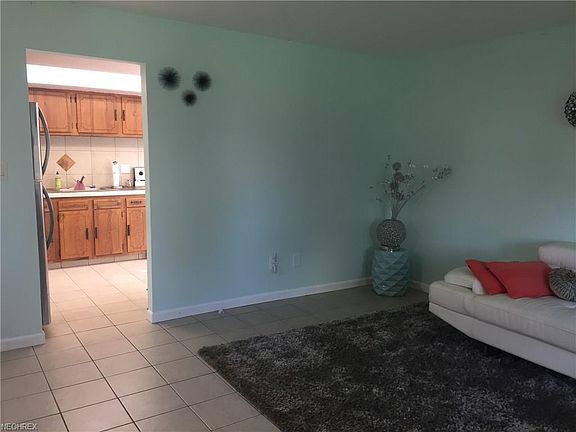 5th image of 11806 Harbour Light Dr #1806