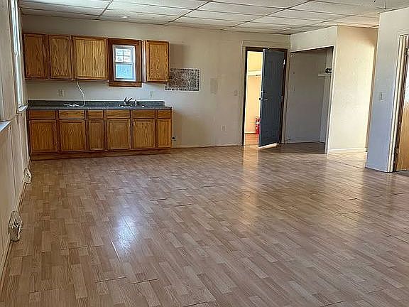 3rd image of 410 E Euclid Ave