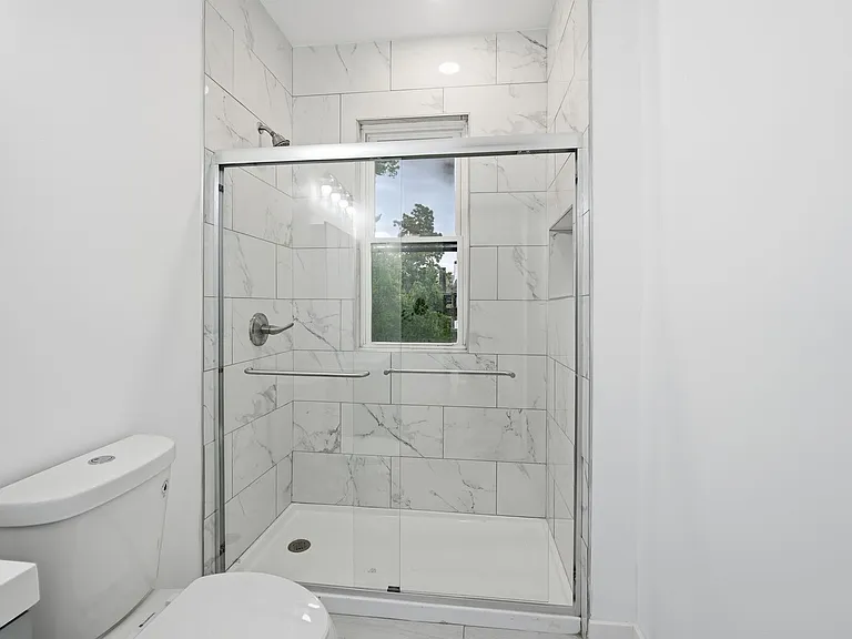 568 Hale Ave — Photo 48