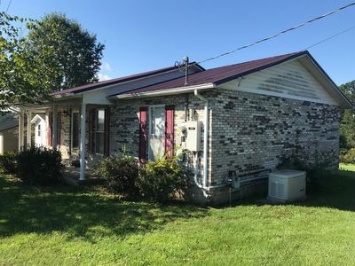318 Russell Dr, Campton, KY, 41301