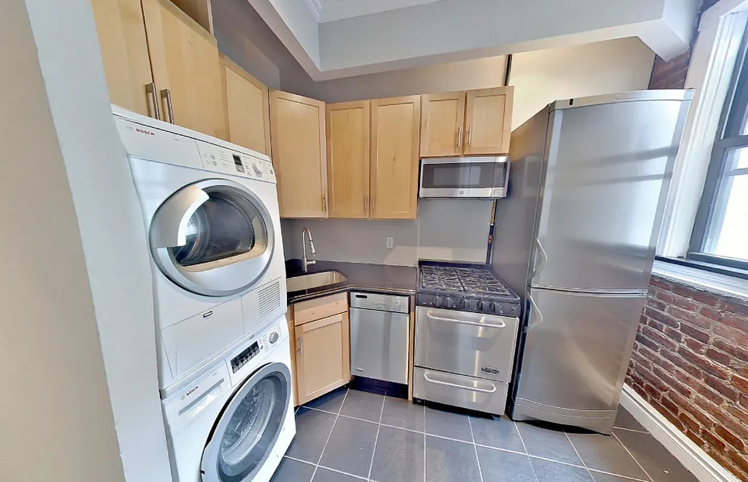 219 East 23rd Street — Photo 2