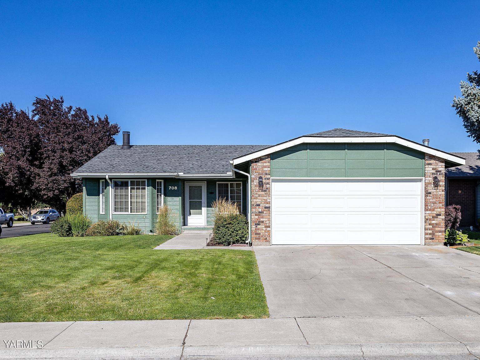 708 S 54th Ave Yakima Wa 98908 Mls 21 1820 Zillow