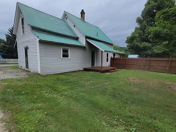 3rd image of 127 Gould Rd #A