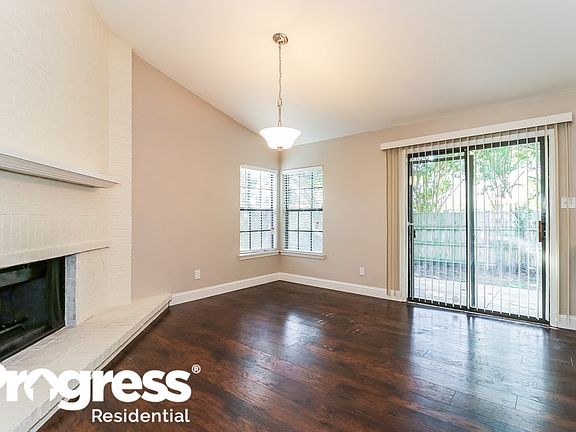 3rd image of 3001 Woodlark Dr
