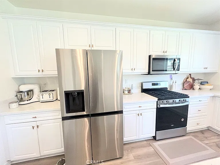 9677 Mondrian Ln — Photo 16