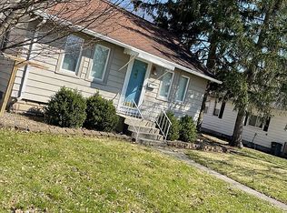 114 N 11th St, Decatur, IN 46733