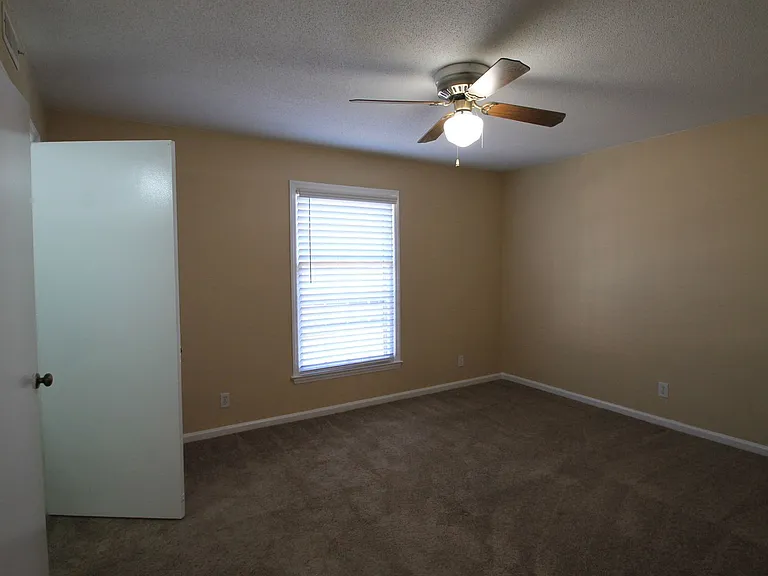 1792G Ebenezer Rd — Photo 13