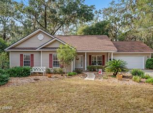 183 Brickyard Point Rd S, Beaufort, SC 29907