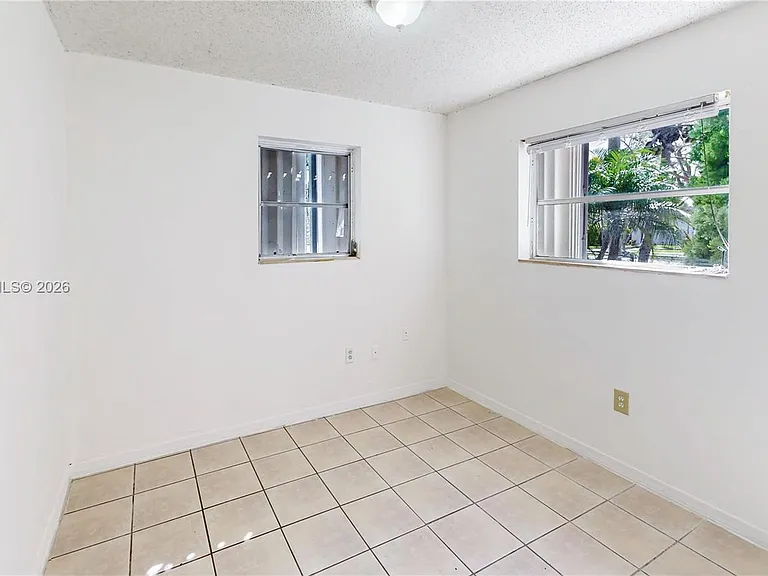 15611 SW 296th St — Photo 25