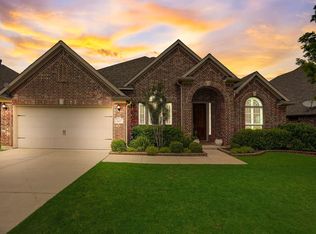 617 Newchester Dr, Roanoke, TX 76262