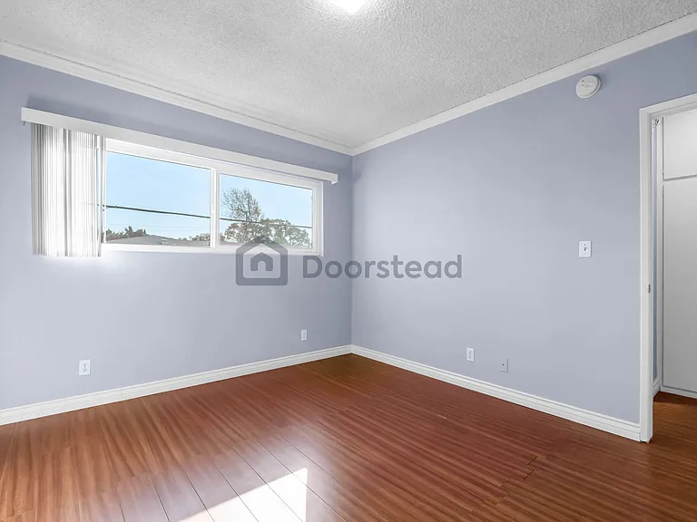 3126 S Canfield Ave #7 — Photo 15