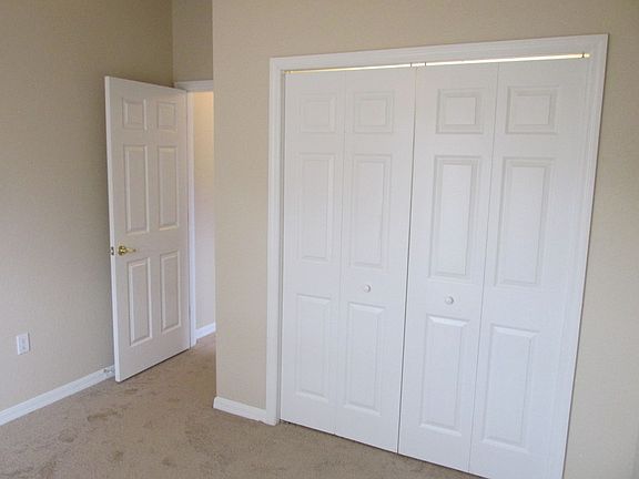 3rd image of 5972 Hillside Heights Dr