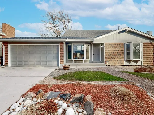 8649 W 75th Place, Arvada, CO 80005