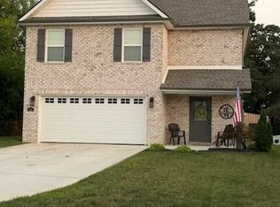 158 Sand Hills Dr, Maryville, TN 37801